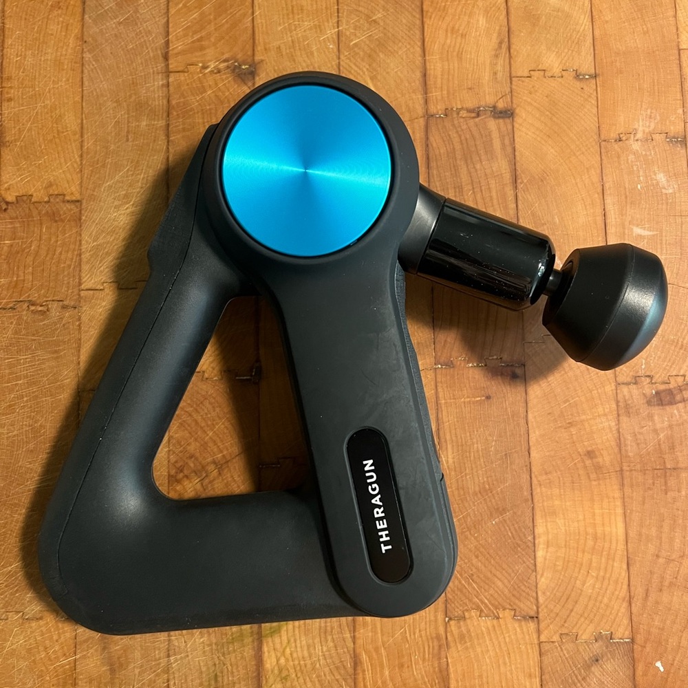 Theragun G4 Pro Percussive Therapy Masager